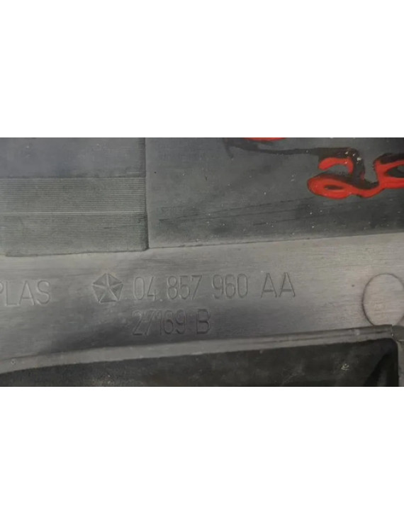 Grade Frontal Caravan 2005 2006 2007 2008 / Detalhe Preto