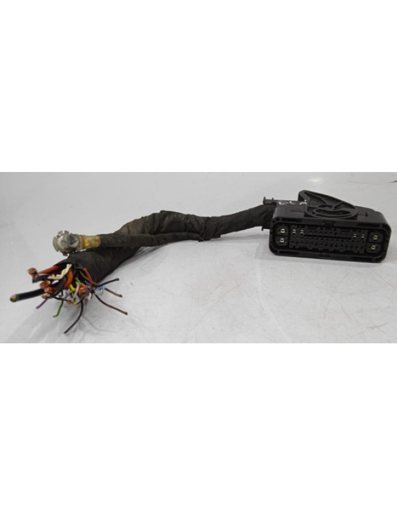 Conector De Chicote Módulo Abs Mercedes C180 2017 2018