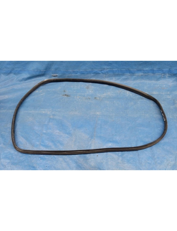 Borracha Porta Traseira Esquerda Hrv 1.8 2016 - 2021 Preto