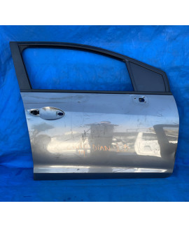 Porta Dianteira Direita Honda Civic 2012 A 2016 / Detalhe Dianteira Direita Cinza