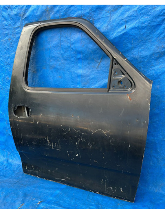 Porta Dianteira Direita Ford F-150 1999 - Dianteira - Direita - Preto
