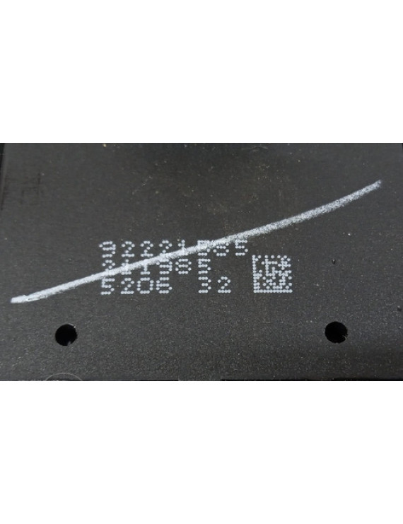 Botão Comando Vidro Dianteiro Direito Spin 2013 - 2018