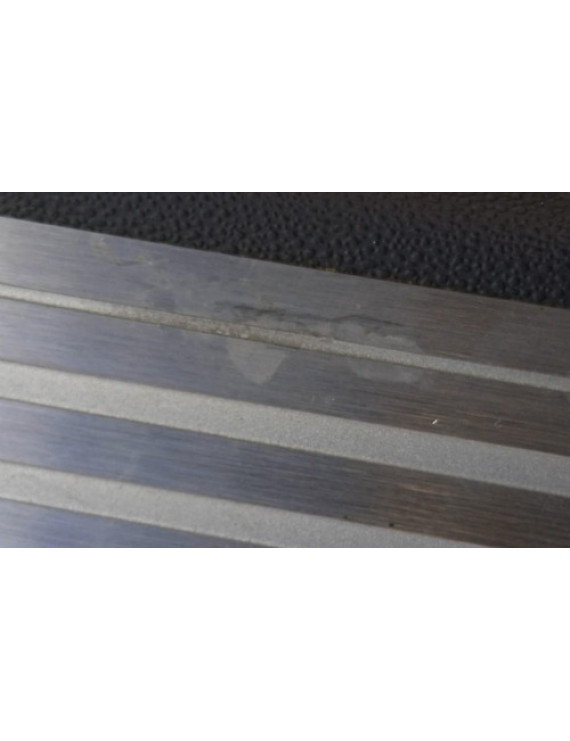 Soleira Porta Dianteira Esquerda Hyundai I30 2008 - 2011