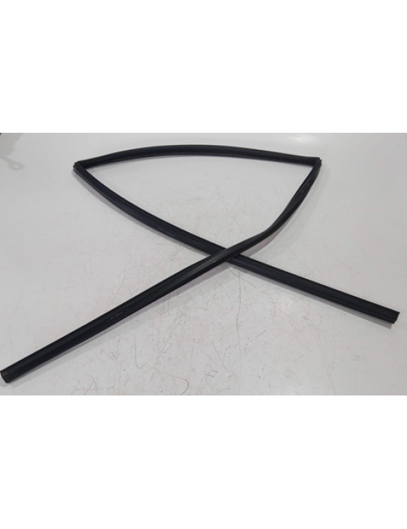 Borracha Do Vidro Traseiro Direito Toyota Rav4 2006 - 2012