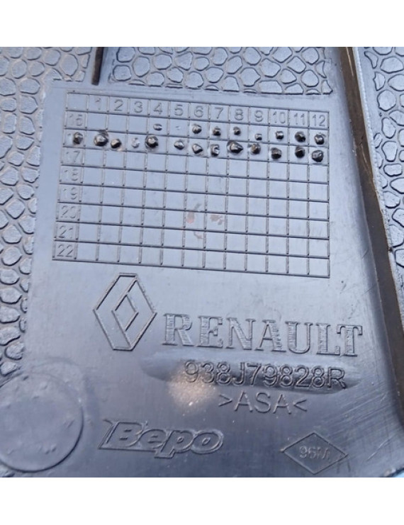 Acabamento Esquerdo Caçamba Duster Oroch 2017 - 2021