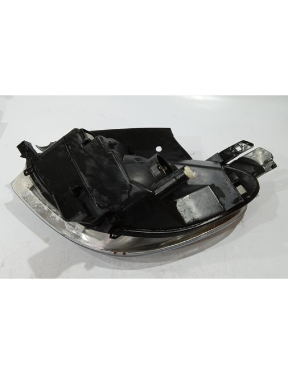 Farol Direito Xsara Picasso 2007 - 2013 