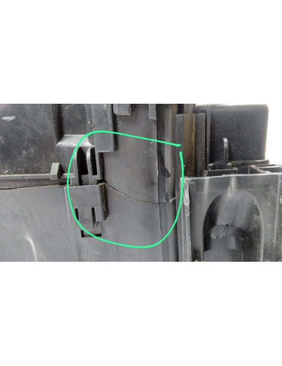 Caixa Fusíveis Externa Outlander 2.0 2014 2015