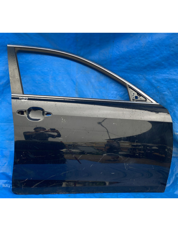 Porta Dianteira Direita Camry 2010  Dianteira Direito Preto