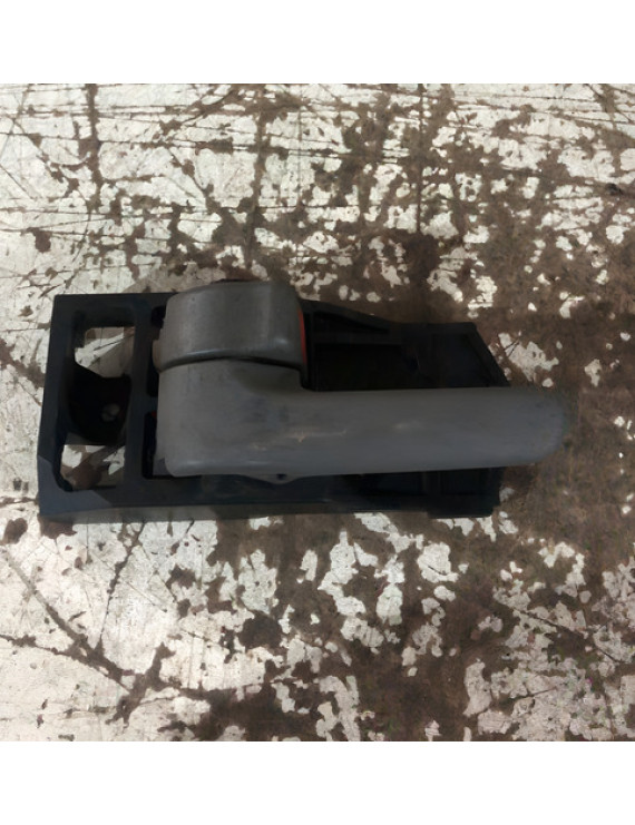 Maçaneta Interna Diant Esquerda Rav4 2001 - 2005  Dianteira