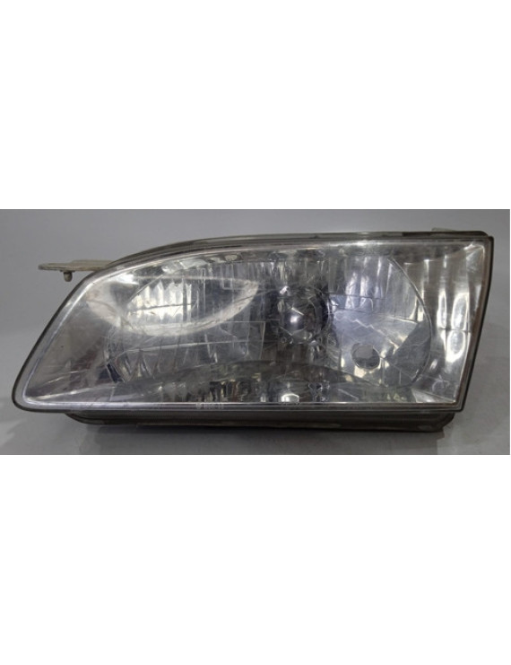 Farol Esquerdo Corolla 1999 2000 Detalhe
