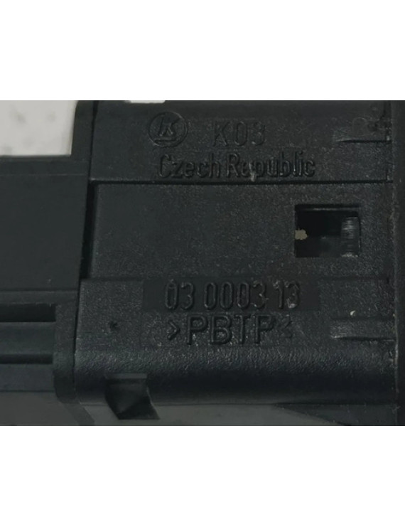Botão Abertura Tanque Combustível Passat 1998 - 2005 Preto