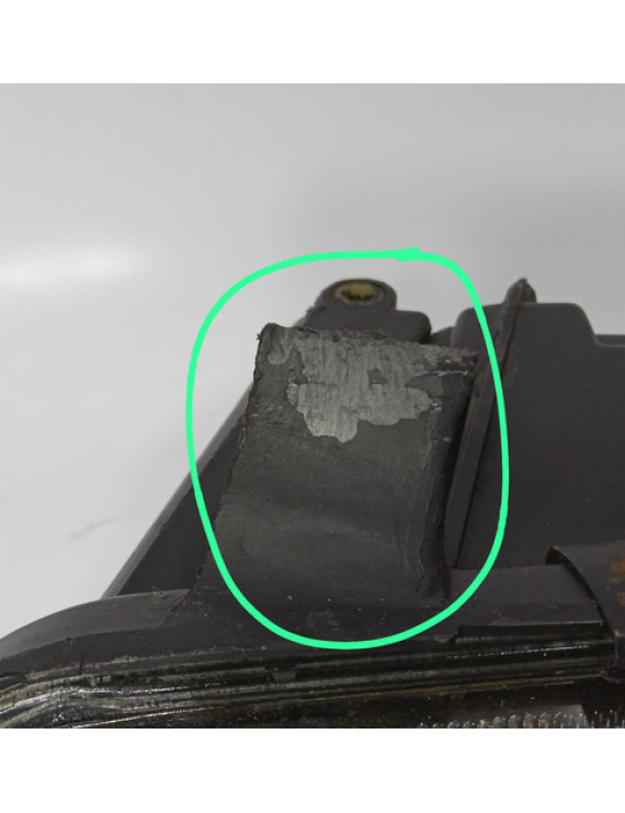 Farol Esquerdo Audi A4 1997 - 2000 Detalhes Esquerdo/motorista