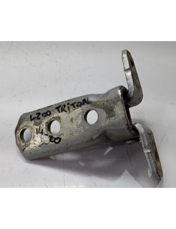 Dobradiça Inferior Porta Tras Esquerda L200 Triton 2013 2014