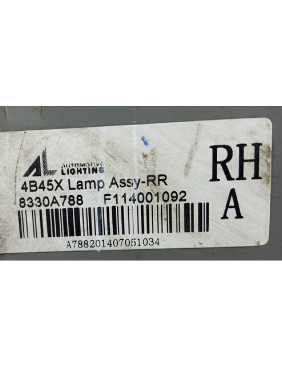 Lanterna Direita Outlander 2015 2016 2017 Detalhe Direito/passageiro Vermelho