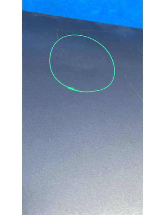 Tampa Traseira Mercedes C180 2008 A 2014 / Detalhes