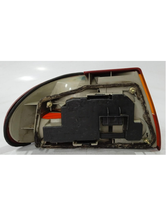 Lanterna Direita Ford Mondeo Sedan 1994 1995 1996