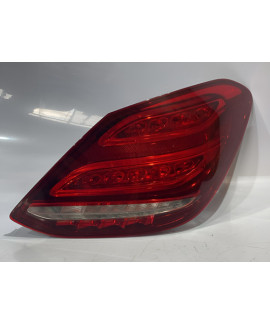 Lanterna Direita Mercedes C180 C200 2015 2016 2017 2018 Direito Vermelho