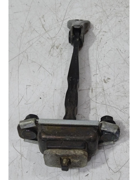 Limitador Porta Dianteira Direita Cerato 2014 - 2018
