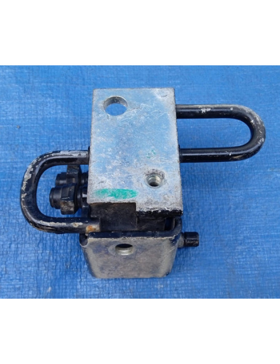 Dobradiça Porta Dianteira Direita Volkswagen Golf 1997