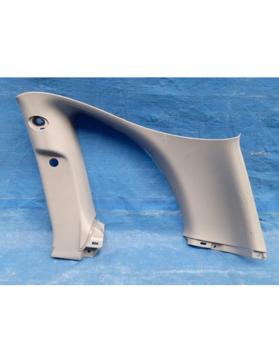 Acabamento Porta Malas Direito Toyota Rav4 2000 - 2005