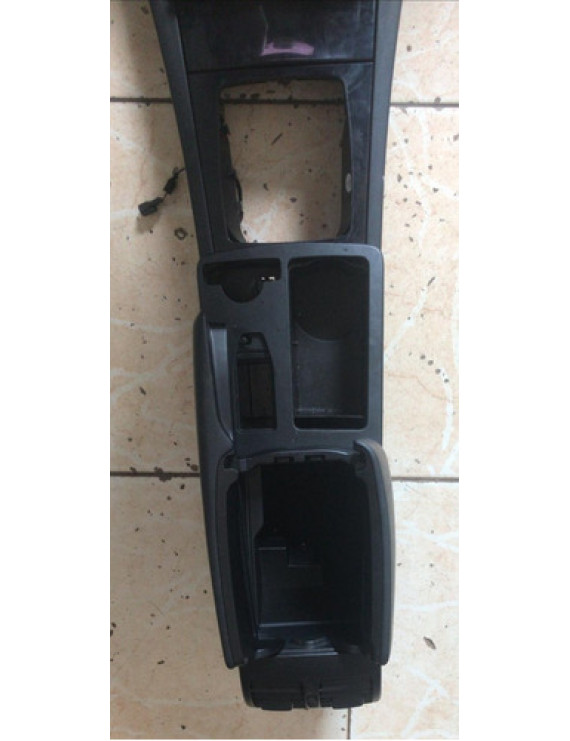 Console Central Mercedes Benz C180 2011