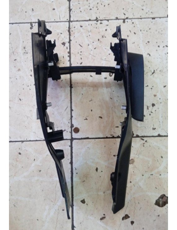 Moldura Lateral Do Painel Central Lancer 2011-15 8002a244zz