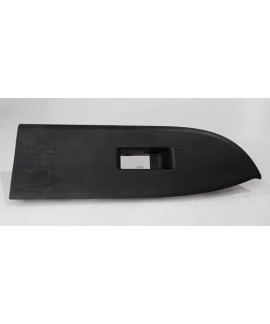 Moldura Botão De Vidro Traseiro Direito Vitara 2009 - 2013