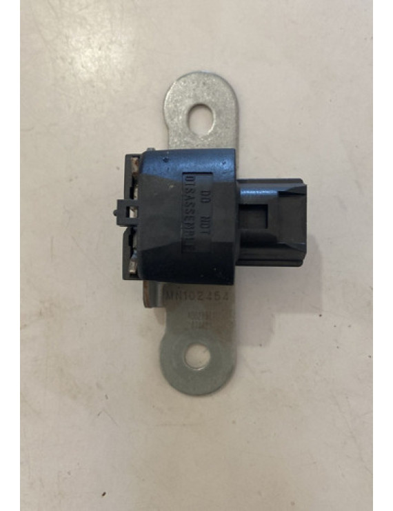 Espoleta Sensor Airbag L200 2014 / Mn102454