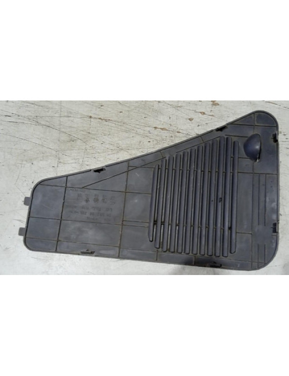 Moldura Interna Kia Carnival 2006