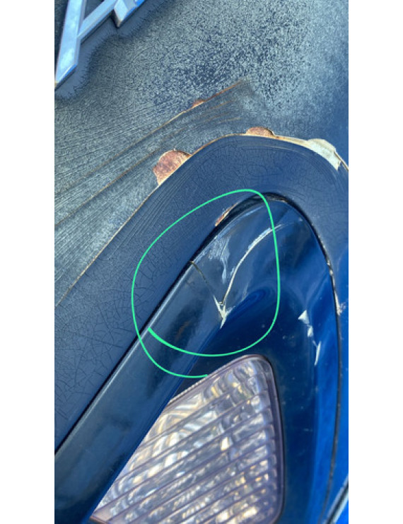 Tampa Traseira Honda Accord 2003 A 2007 / Detalhe