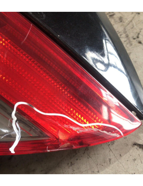 Lanterna Lado Direito Mercedes Benz Clc 200 2009 / Detalhe
