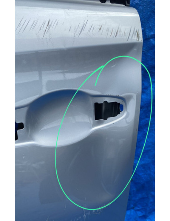 Porta Dianteira Esquerda Toyota Yaris 2019 A 2023 Avaria