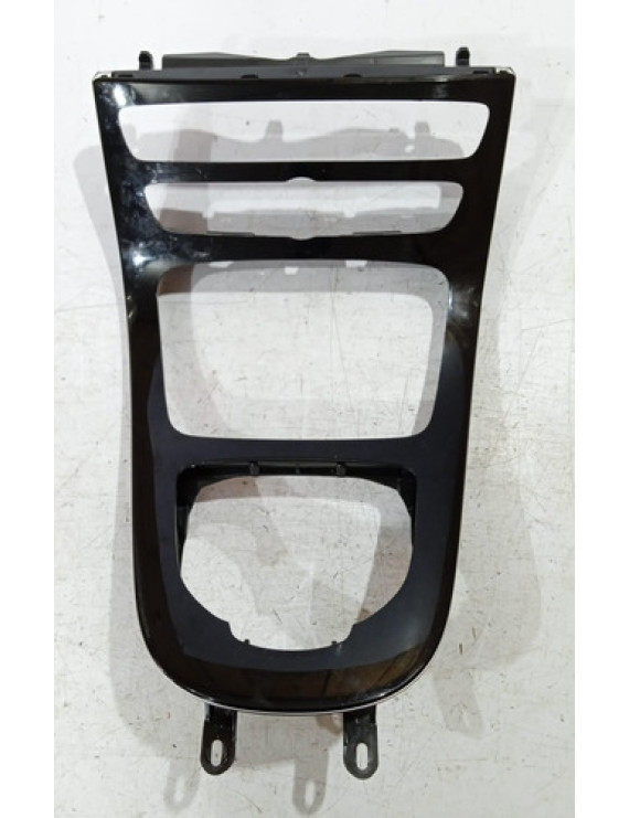 Moldura Do Painel Central Mercedes E300 2020   