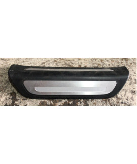 Soleira Porta Traseira Direita Audi Q3 2015