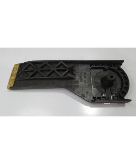 Suporte Esquerdo Radiador Mercedes A200 B200 2013 - 2017