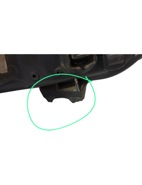 Farol Direito Peugeot 207 2010 - 2012 / Detalhes Direito/passageiro