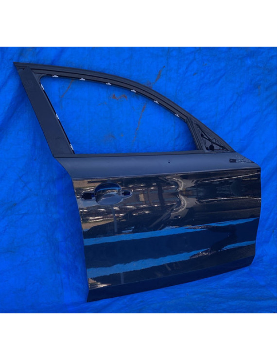 Porta Dianteira Direita Bmw 118i 120i 2006 A 2012 Detalhe