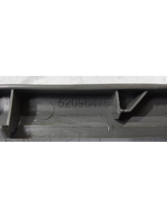 Moldura Painel Central Multimídia Onix 2013 - 2019