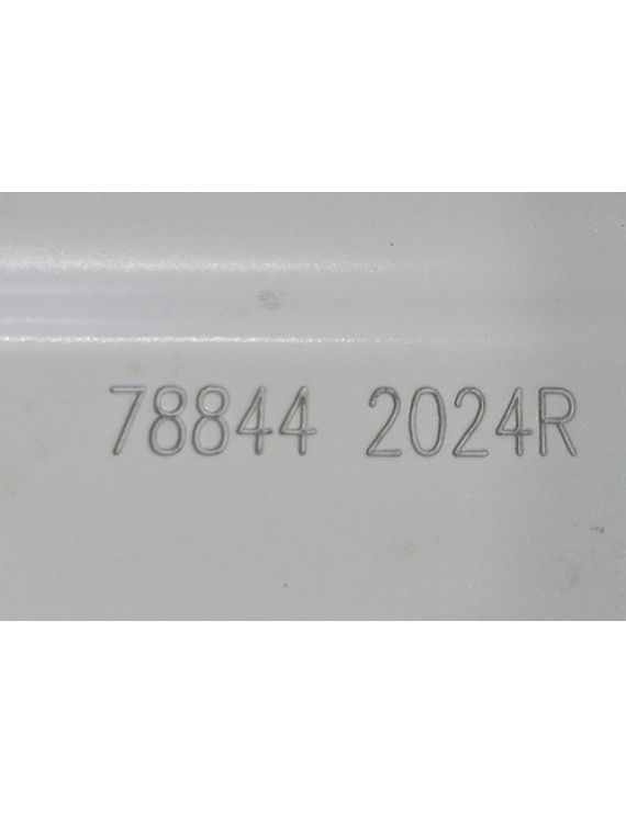 Tampa Portinhola Tanque Duster Oroch 2017 - 2021 Branco