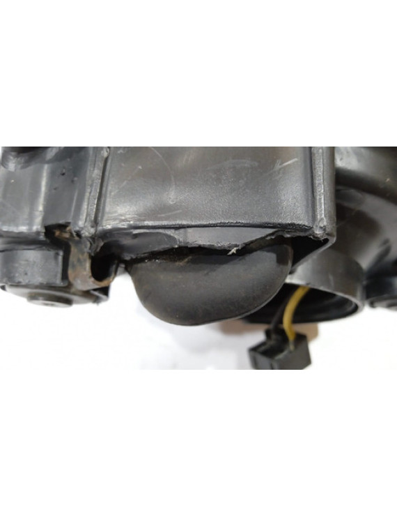 Farol Esquerdo Kia Sorento 2003 2004 2005 2006 / Detalhe