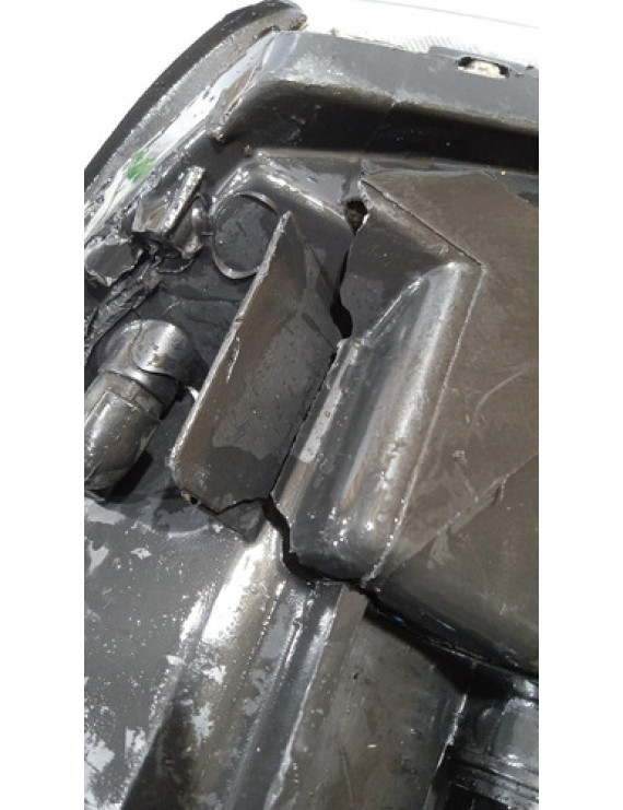 Farol Direito Kia Carnival 2007 2008 2009 2010 Direito