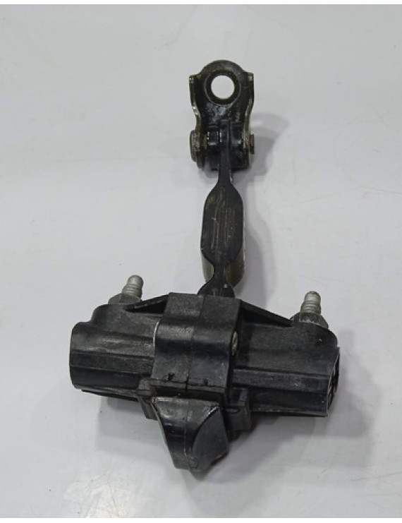 Limitador Porta Dianteira Direita Sentra 2011 2012