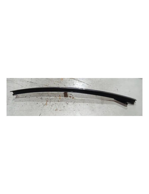 Canaleta Do Vidro Traseira Esquerda Lancer 2.0 Gt 2014 Preto