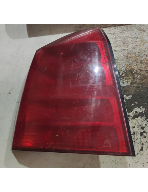 Lanterna Esquerda Astra Sedan 2003 - 2012 Esquerdo