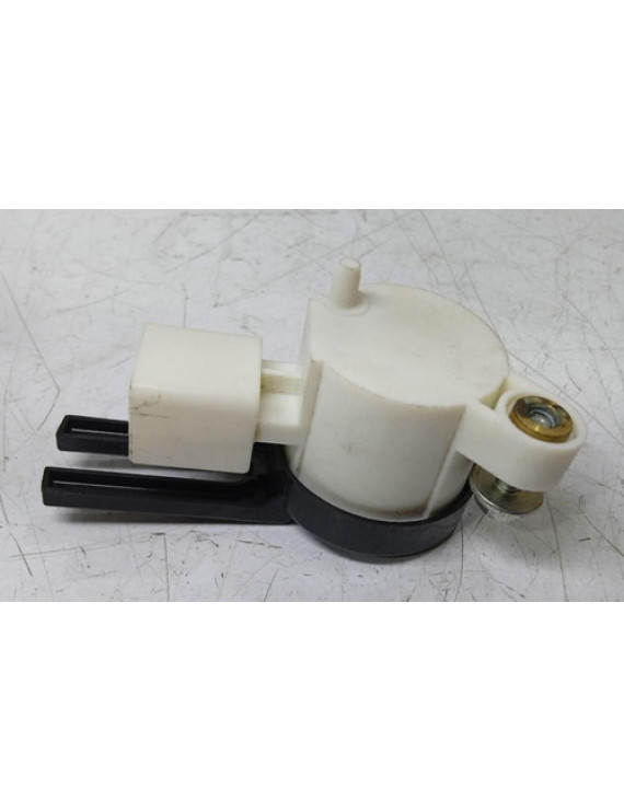 Sensor Pedal Freio Onix 2013 - 2019 / 13597429