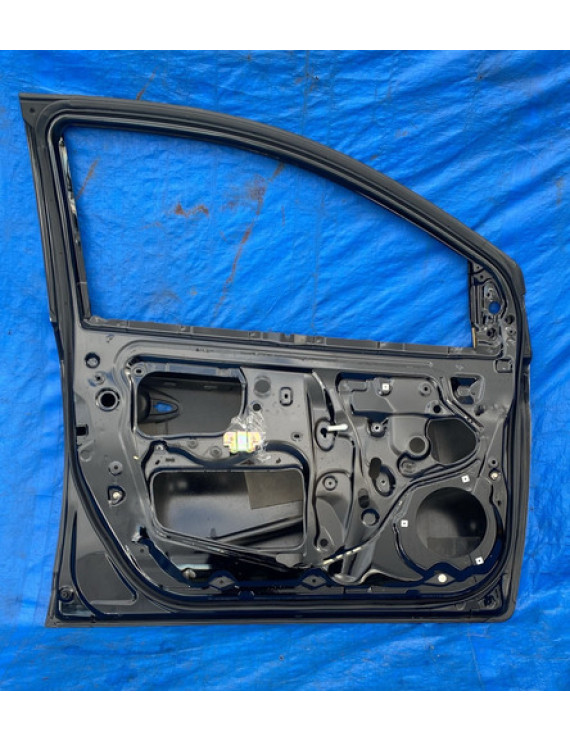 Porta Dianteira Esquerda Lifan 530 2014 2015 2016 Detalhe
