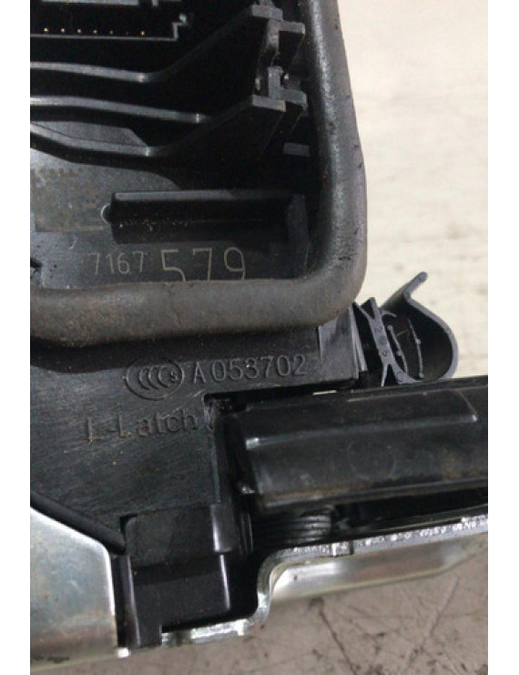 Fechadura Traseira Esquerda Bmw 320i 2010 / Compare
