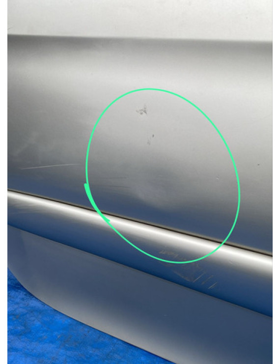 Porta Traseira Direita Xsara Picasso 2001 A 2012 Detalhe