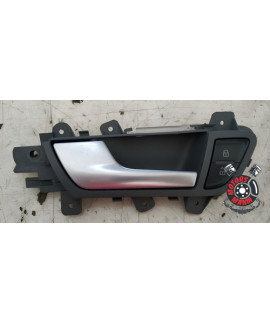 Maçaneta Interna Dianteira Esquerda Audi A5 2009 - 2012 Dianteira