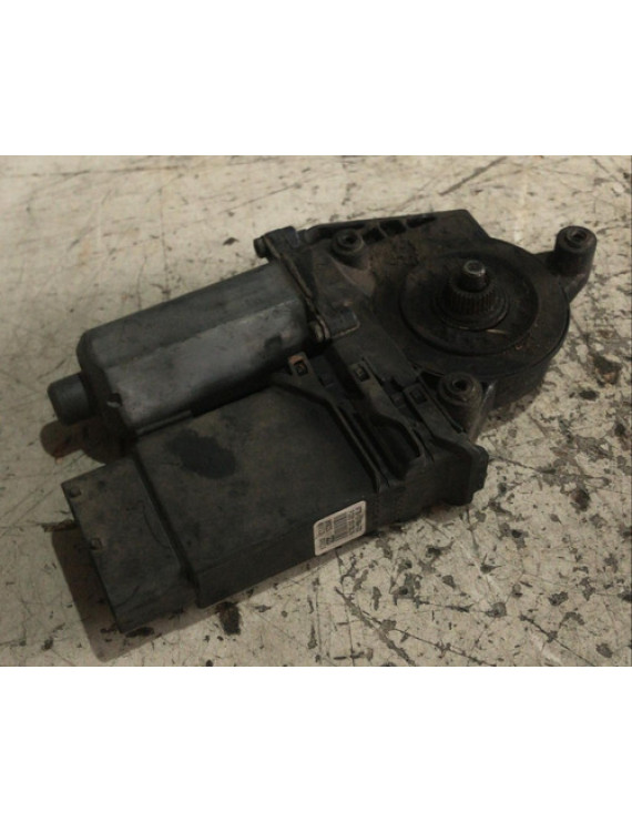 Motor Vidro Dianteiro Direito Golf Passat 1998
